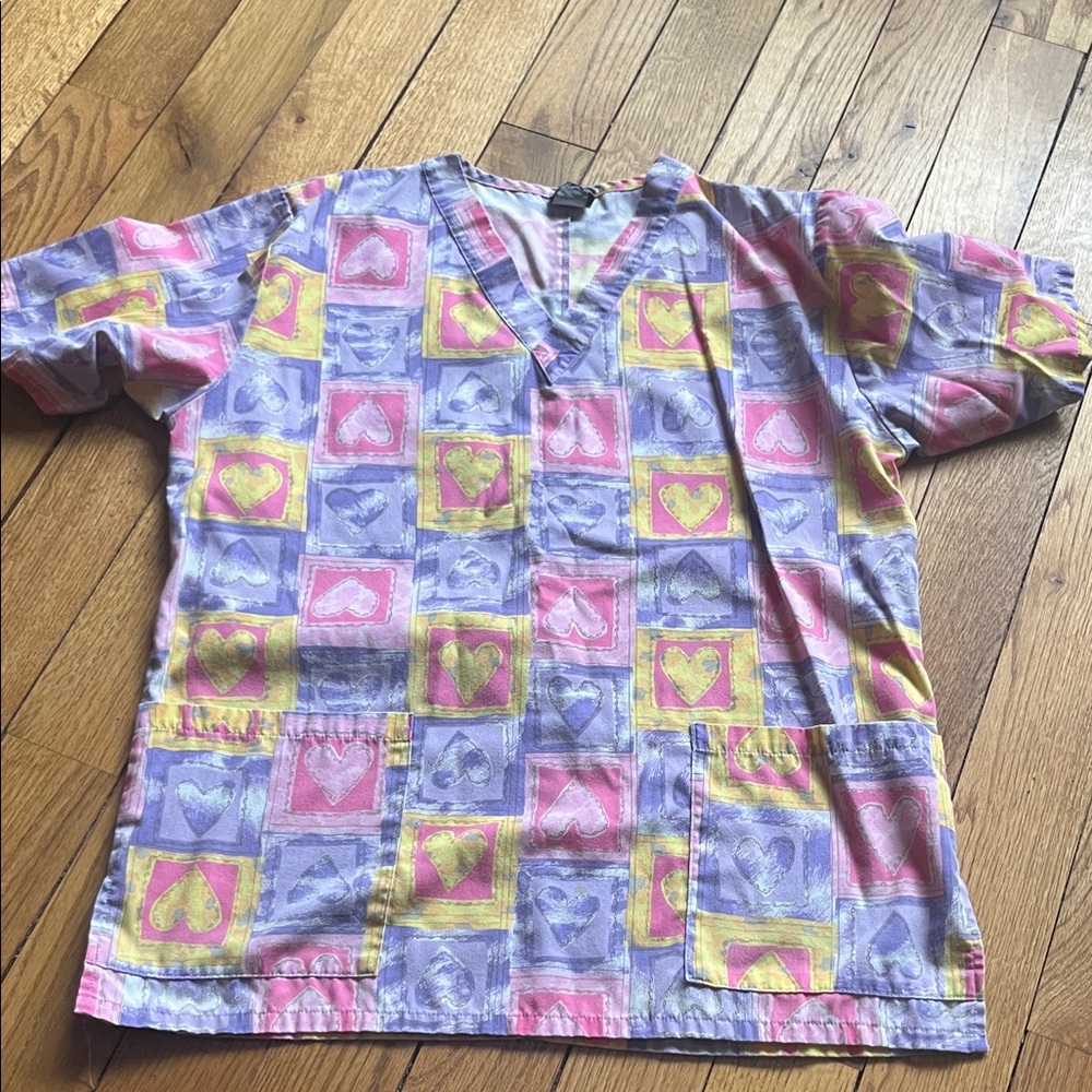 Barco Uniforms Colorful Heart Pattern Short Sleeve Top